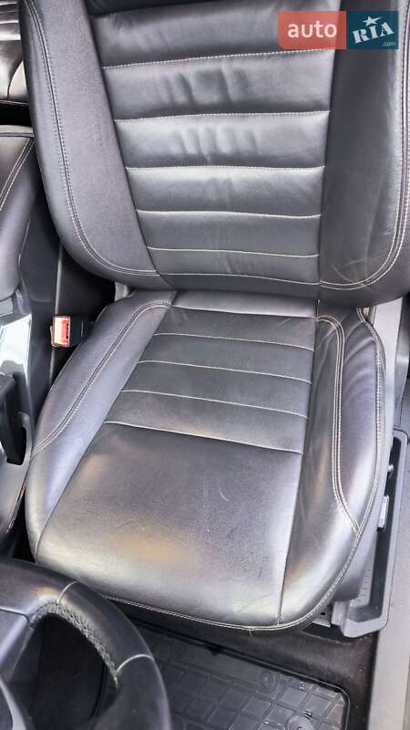 Внедорожник / Кроссовер Ford Escape 2015 в Ровно фото 15 Внедорожник / Кроссовер Ford Escape 2015 в Ровно