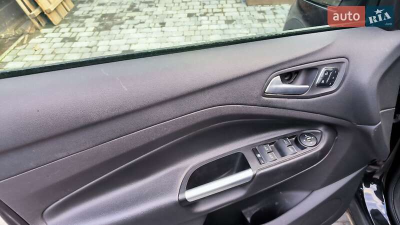 Внедорожник / Кроссовер Ford Escape 2015 в Ровно фото 22 Внедорожник / Кроссовер Ford Escape 2015 в Ровно