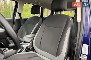 Внедорожник / Кроссовер Ford Escape 2014 в 