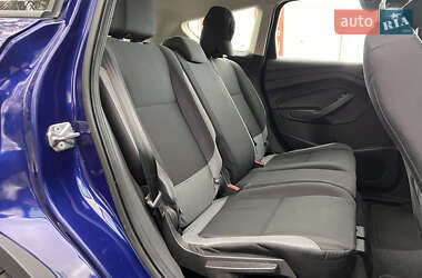 Внедорожник / Кроссовер Ford Escape 2014 в 