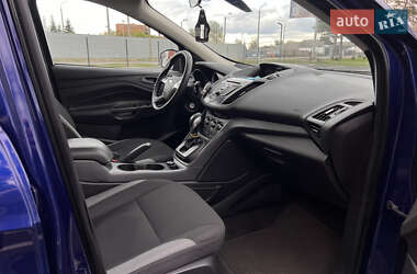 Внедорожник / Кроссовер Ford Escape 2014 в 