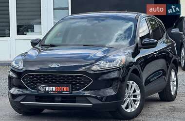 Внедорожник / Кроссовер Ford Escape 2020 в 