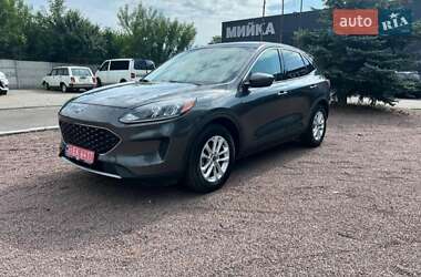 Внедорожник / Кроссовер Ford Escape 2019 в Киеве