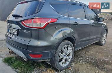 Позашляховик / Кросовер Ford Escape 2014 в 