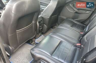 Позашляховик / Кросовер Ford Escape 2014 в 