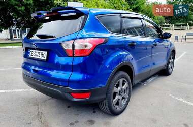 Позашляховик / Кросовер Ford Escape 2019 в 