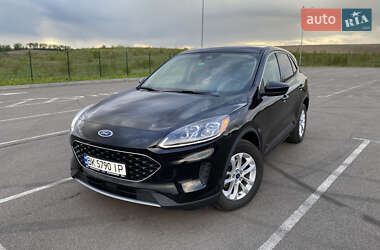 Позашляховик / Кросовер Ford Escape 2020 в 