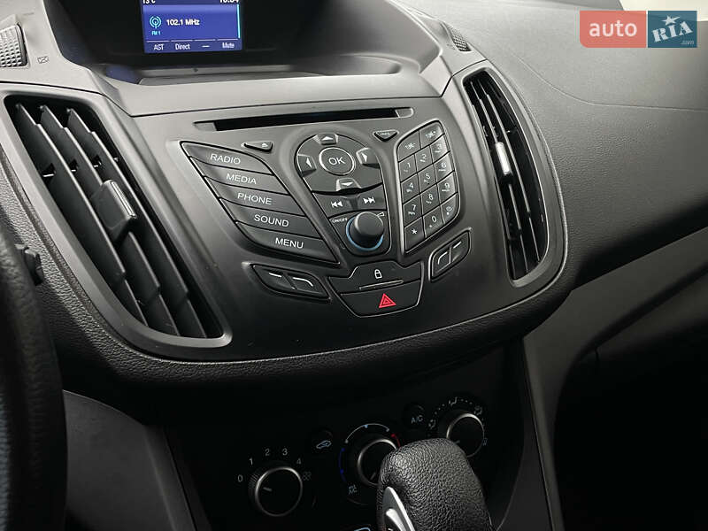 Внедорожник / Кроссовер Ford Escape 2015 в Николаеве