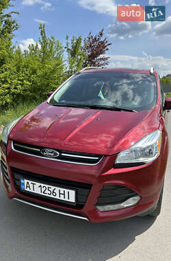 Позашляховик / Кросовер Ford Escape 2015 в Івано-Франківську