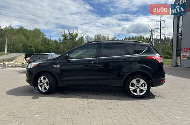 Позашляховик / Кросовер Ford Escape 2013 в 