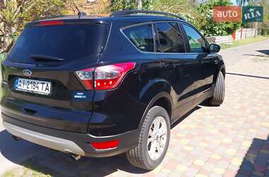 Позашляховик / Кросовер Ford Escape 2018 в 