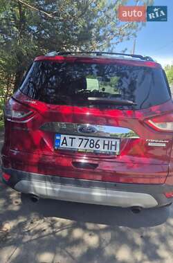 Внедорожник / Кроссовер Ford Escape 2013 в 