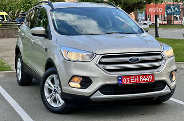 Внедорожник / Кроссовер Ford Escape 2018 в Киеве