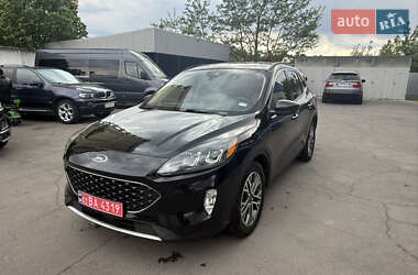 Внедорожник / Кроссовер Ford Escape 2020 в 