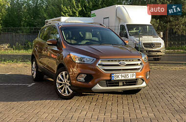 Внедорожник / Кроссовер Ford Escape 2016 в Ровно