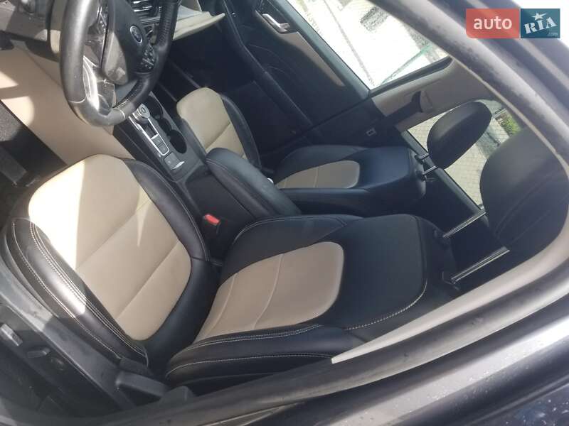 Внедорожник / Кроссовер Ford Escape 2021 в Ровно