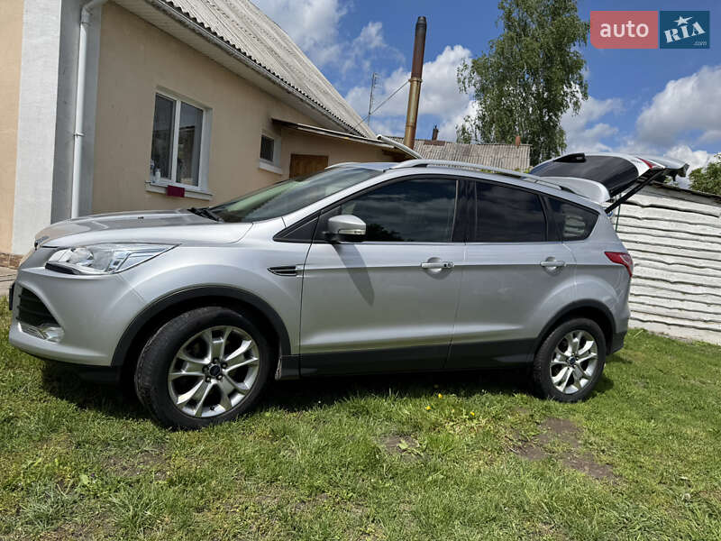 Внедорожник / Кроссовер Ford Escape 2015 в Фастове