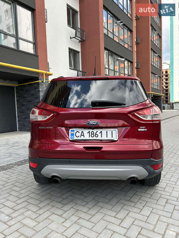 Внедорожник / Кроссовер Ford Escape 2015 в Житомире