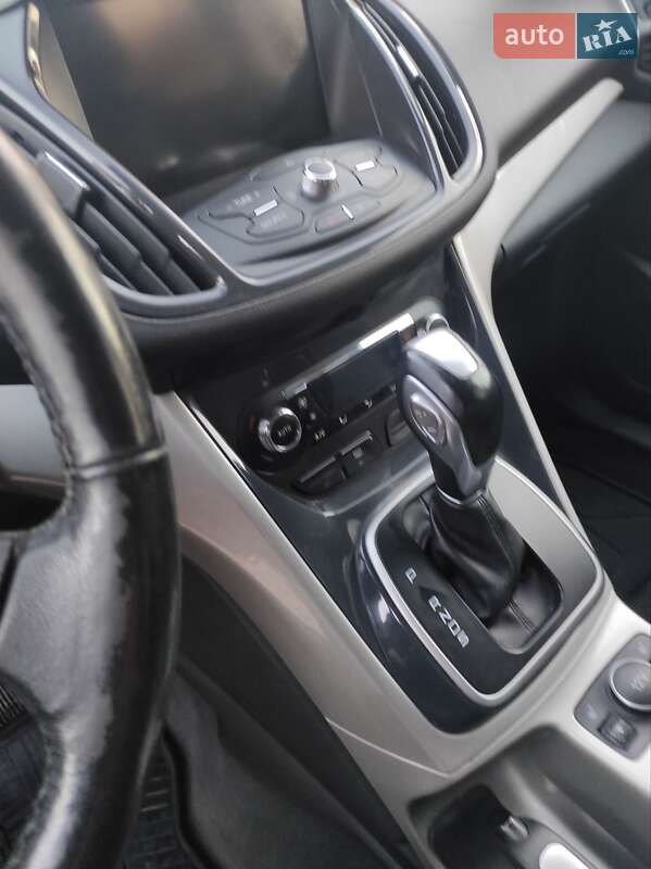 Внедорожник / Кроссовер Ford Escape 2013 в Тернополе