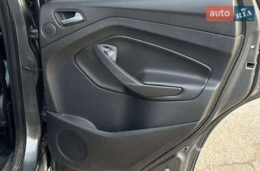 Внедорожник / Кроссовер Ford Escape 2013 в 