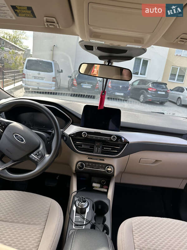 Внедорожник / Кроссовер Ford Escape 2020 в Тернополе