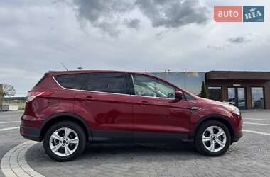 Позашляховик / Кросовер Ford Escape 2014 в 