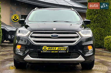 Внедорожник / Кроссовер Ford Escape 2017 в 