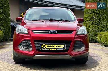 Внедорожник / Кроссовер Ford Escape 2015 в 