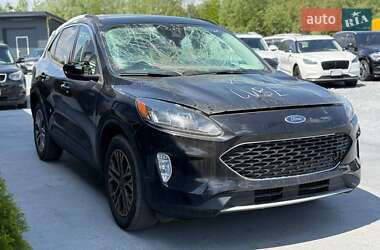 Внедорожник / Кроссовер Ford Escape 2022 в 