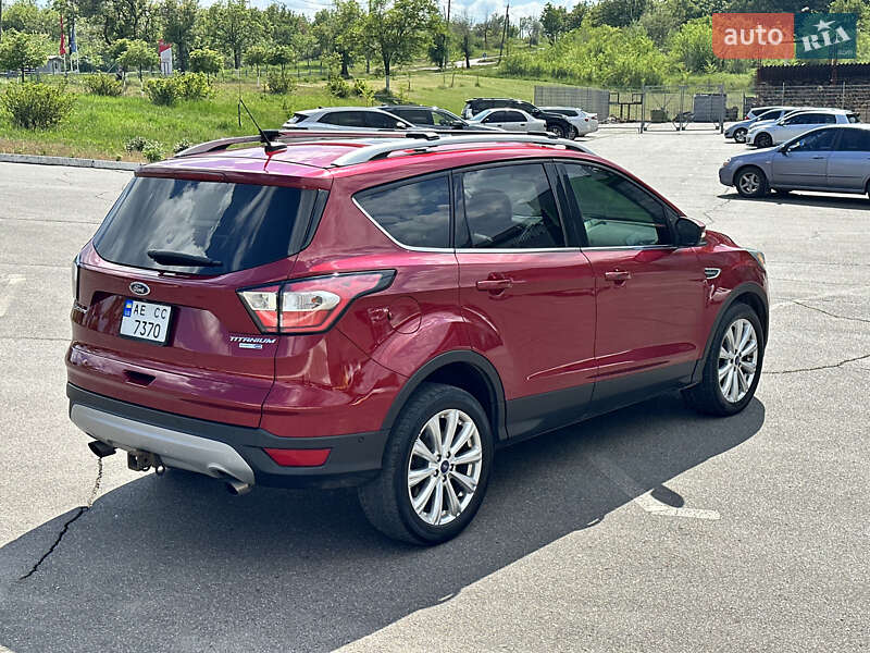 Позашляховик / Кросовер Ford Escape 2017 в Кривому Розі