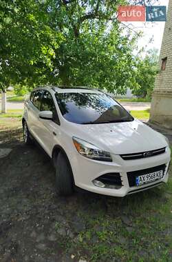 Внедорожник / Кроссовер Ford Escape 2014 в 