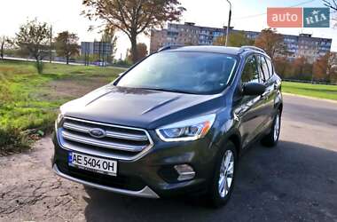 Внедорожник / Кроссовер Ford Escape 2016 в 