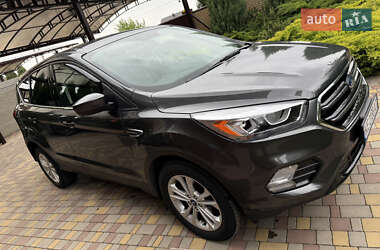 Внедорожник / Кроссовер Ford Escape 2019 в Днепре