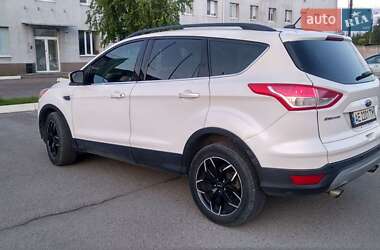 Внедорожник / Кроссовер Ford Escape 2013 в 