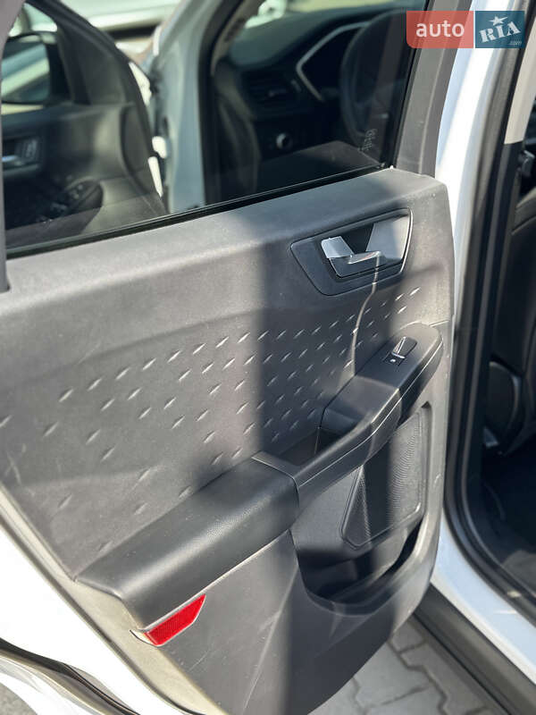 Внедорожник / Кроссовер Ford Escape 2020 в Хмельницком