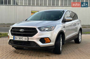 Внедорожник / Кроссовер Ford Escape 2019 в 