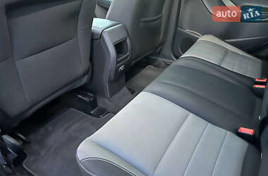 Внедорожник / Кроссовер Ford Escape 2019 в 