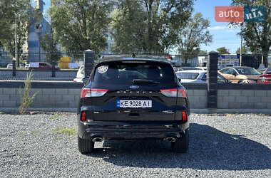 Внедорожник / Кроссовер Ford Escape 2020 в 
