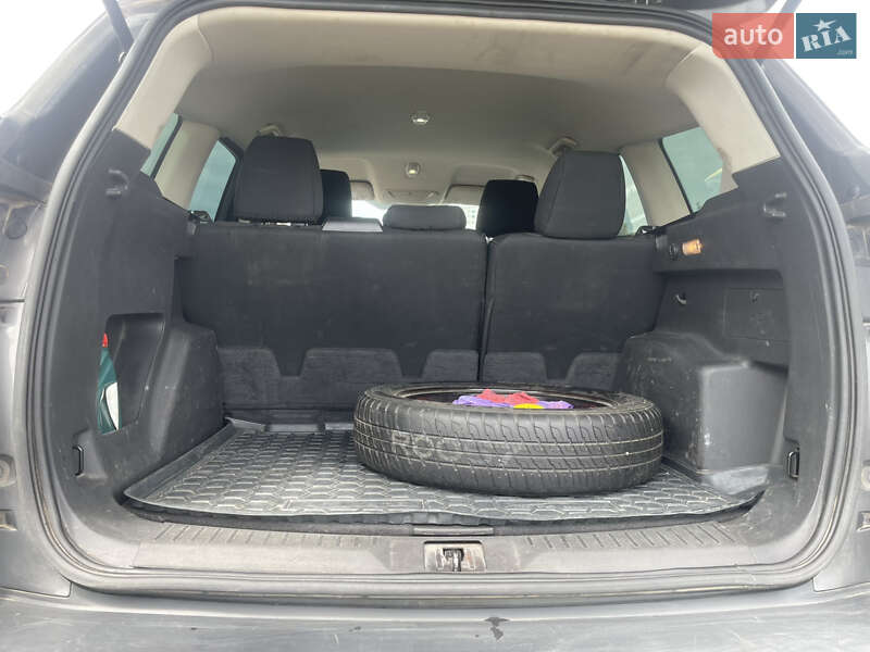 Внедорожник / Кроссовер Ford Escape 2014 в Чернигове