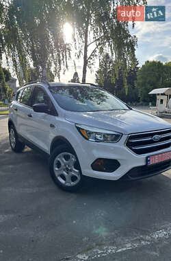 Позашляховик / Кросовер Ford Escape 2016 в Вінниці