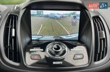 Внедорожник / Кроссовер Ford Escape 2017 в 