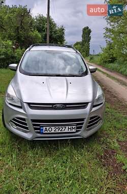 Позашляховик / Кросовер Ford Escape 2015 в 