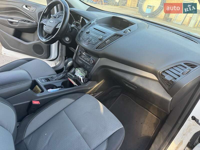Внедорожник / Кроссовер Ford Escape 2017 в Кривом Роге фото 12 Внедорожник / Кроссовер Ford Escape 2017 в Кривом Роге