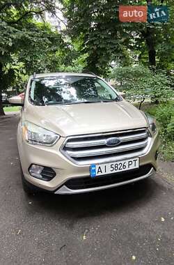 Внедорожник / Кроссовер Ford Escape 2017 в Киеве