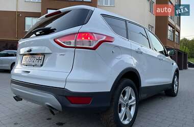 Позашляховик / Кросовер Ford Escape 2015 в 