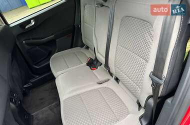 Внедорожник / Кроссовер Ford Escape 2019 в 