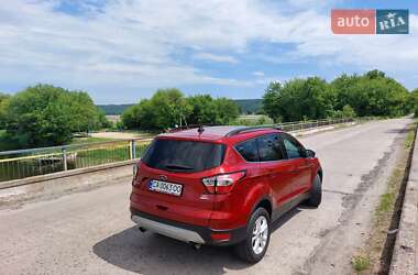 Позашляховик / Кросовер Ford Escape 2017 в 