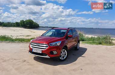 Позашляховик / Кросовер Ford Escape 2017 в 