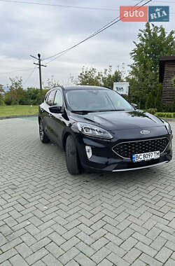 Внедорожник / Кроссовер Ford Escape 2021 в 