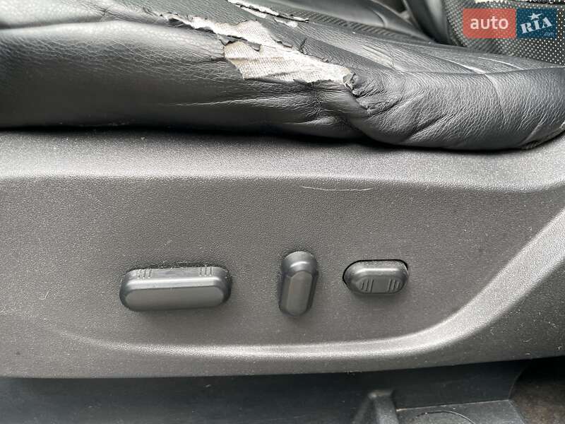 Внедорожник / Кроссовер Ford Escape 2014 в Киеве